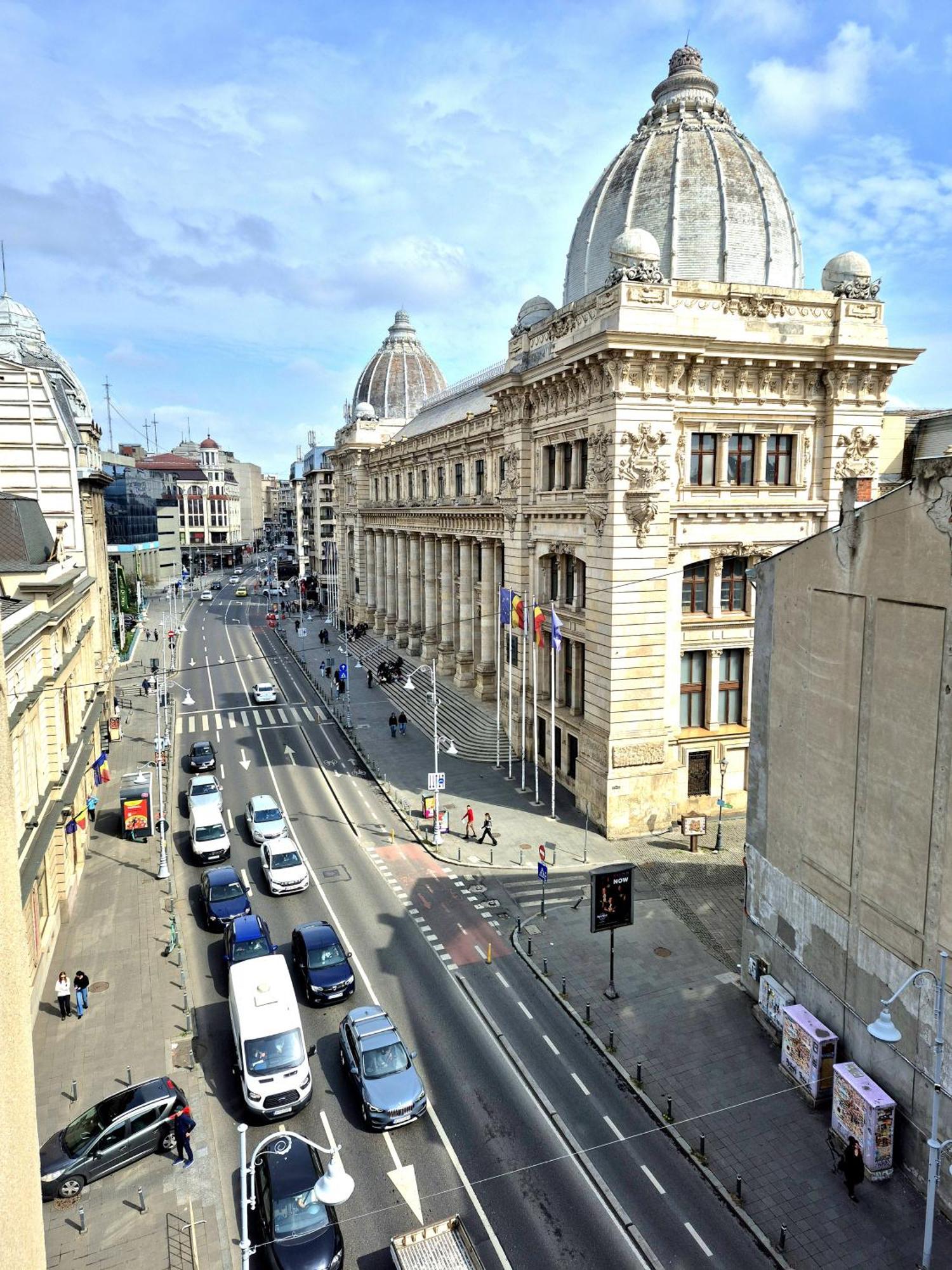 Traditional Romanian Apartments Bukarest Exteriör bild